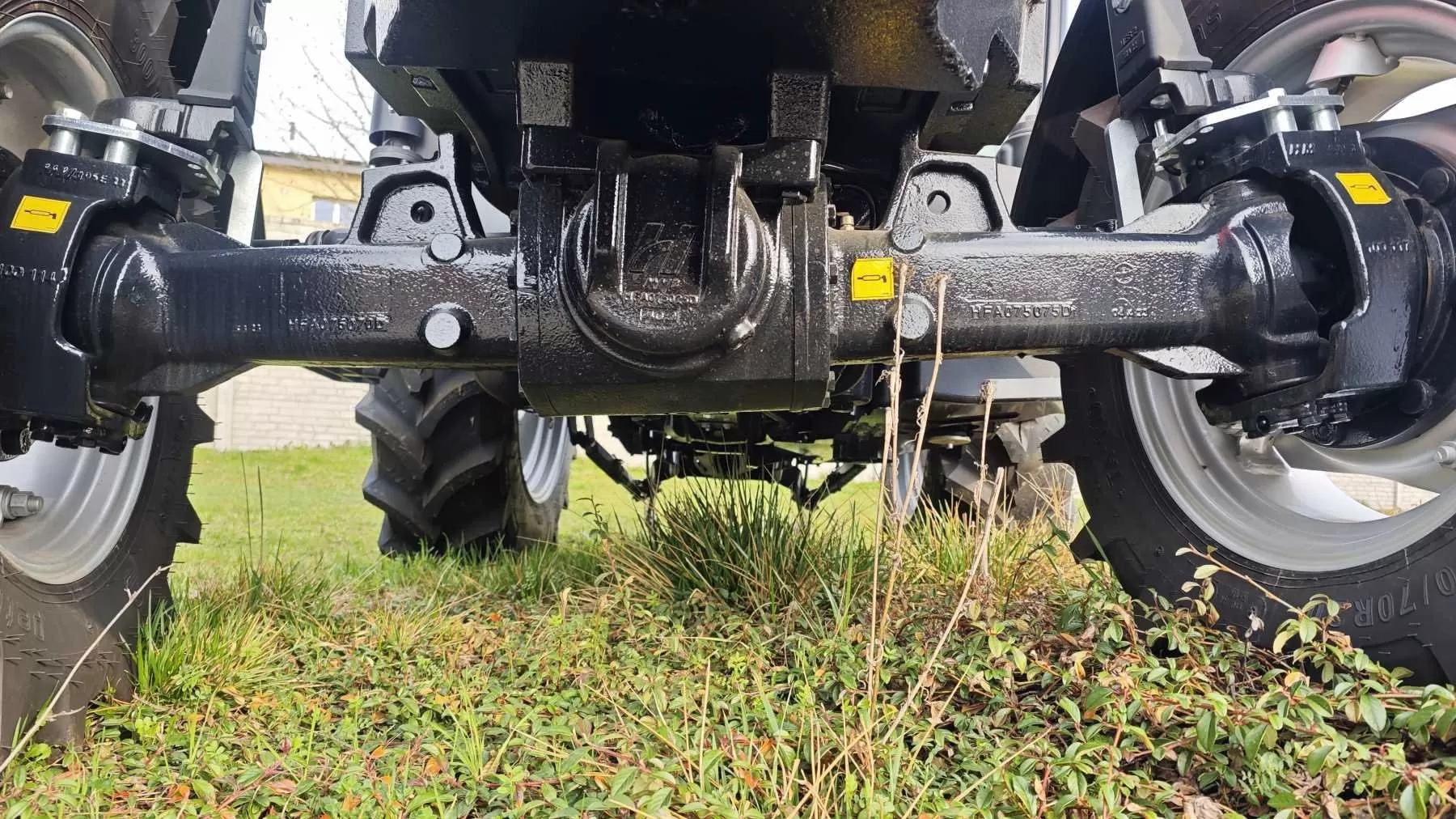 HATTAT-C3065-front-axle-001.jpeg